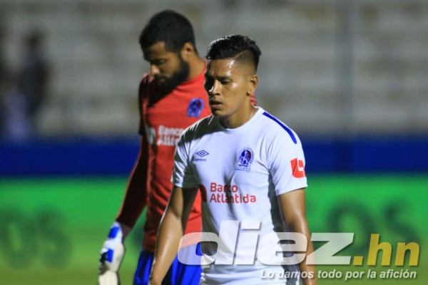 No se vio en TV: La bronca de Rubilio Castillo en camerinos y la frustración del Olimpia
