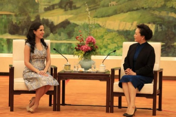 Nayib Bukele, presidente de El Salvador, promete construir el mejor estadio de toda Centroamérica