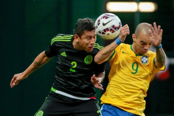 Brasil venció 2-0 a México en amistoso hacia la Copa América