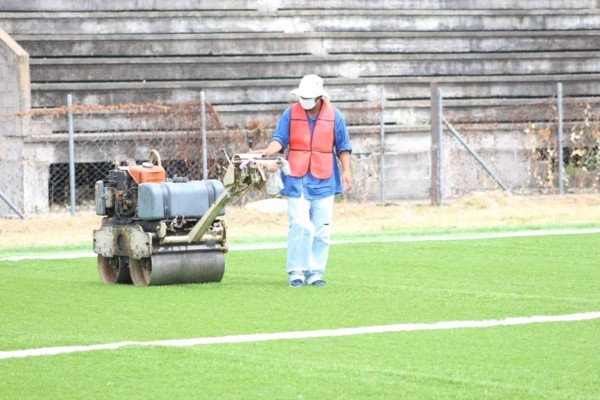 ¿Qué club te gustaría que la estrenara? Así quedó la cancha del estadio Roberto Suazo Córdova