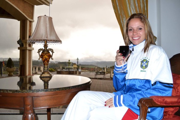 Erika Cristiano, la hermosa brasileña que brilla en el PSG femenino de Francia