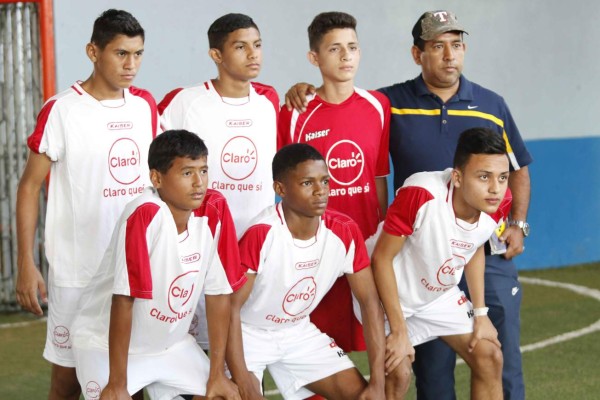 Inició el sueño rumbo a Cardiff con la Copa Gatorade