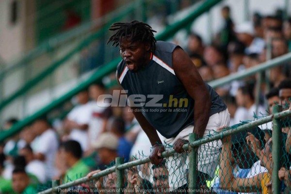 NO SE VIO: Fulminados por el calor, polémica, patadas y la bella del puerto