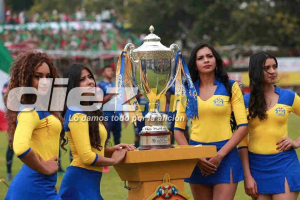 ¡BELLEZA! Las hermosas chicas que paralizaron la final -Marathón-Motagua