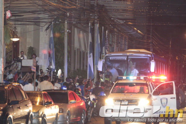 Espectacular recibimiento a la Selección de Honduras