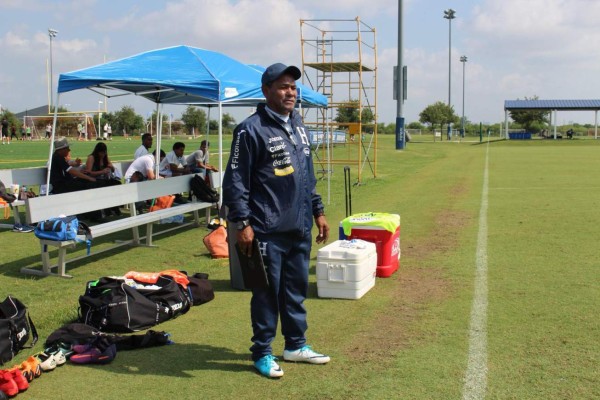 Las imágenes del entreno de Honduras y El Salvador previo a la batalla en Houston