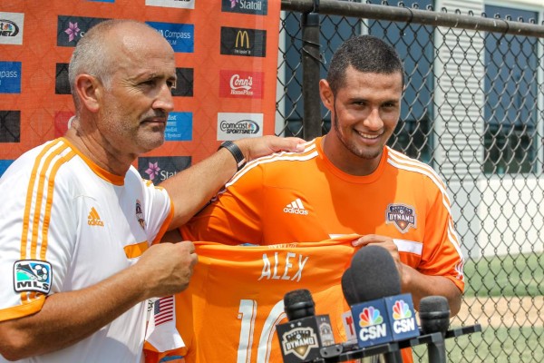 Los equipos internacionales que más futbolistas hondureños ficharon