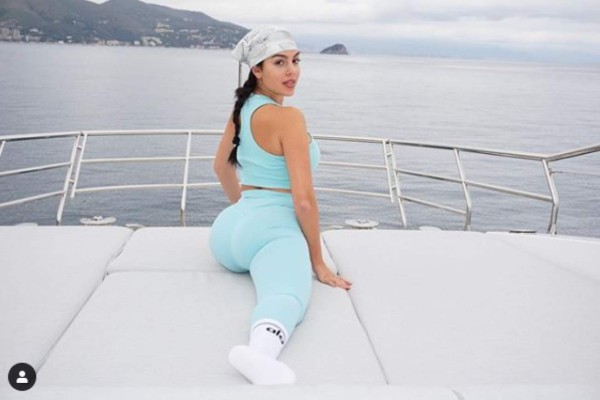 Fotos inquietantes: Las posiciones de yoga de Georgina Rodríguez que arrasan en las redes