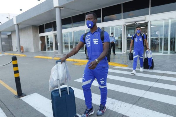 Sub-23 de Honduras llena de amor y felicidad en su llegada al país tras clasificación a los Olímpicos