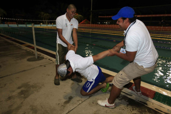Delfines Sampedranos, campeones centroamericanos