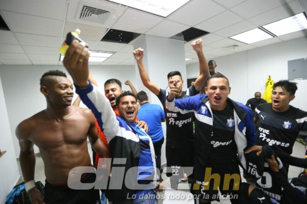 ¡Júbilo, lágrimas y 'marihuana'! El emotivo festejo del Honduras por llegar a la final