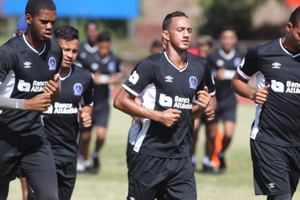 ¡Hay nuevo 10! Los números que usarán los jugadores en Olimpia