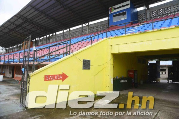 EN FOTOS: Abandonado y viejo, así luce el triste estadio de La Ceiba