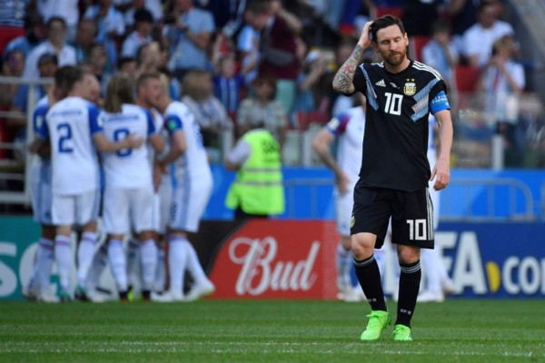 ¡Amargura y frustración! Los gestos de Messi en el Argentina-Islandia