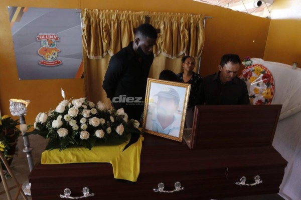 El doloroso y último adiós a Hernán García rodeado de familia, amigos y gente de fútbol