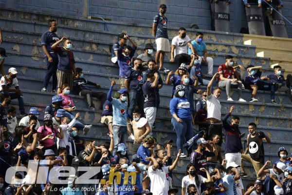 Fotos: Así celebró Félix Crisanto su gol con Olimpia, el show de inauguración y el hijo del 'Nene' Obando debutó