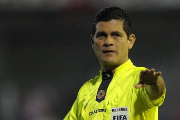 Los árbitros más polémicos de la historia del futbol