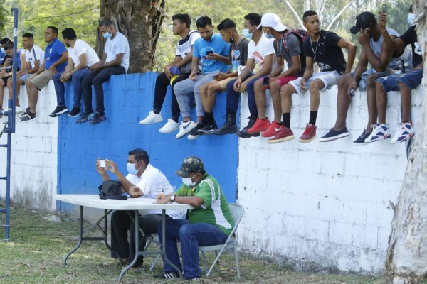 ¡Llenazo y belleza en La Ceiba! Victoria inunda de aficionados su sede en la final ante Génesis