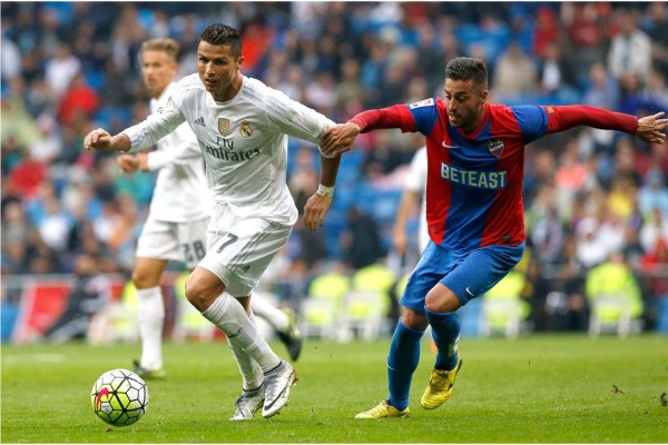 FOTOS: Las mejores gráficas que dejó el triunfo del Real Madrid sobre Levante