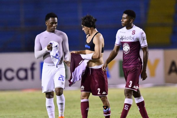 FOTOS: Invasión motagüense en El Salvador, Patón enojado y el show de Benguché