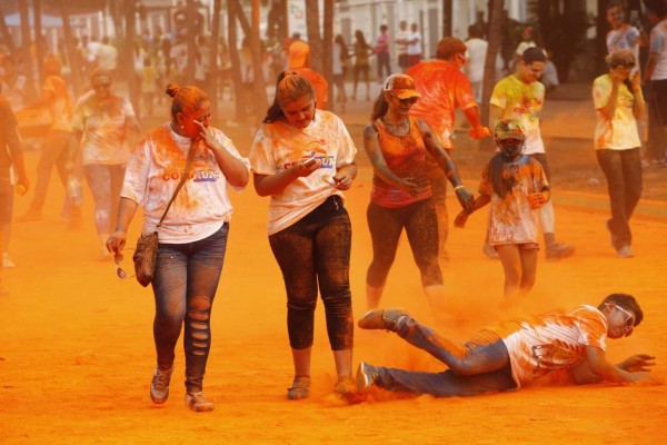 Las chicas más hermosas que engalanaron el Colorun 2016