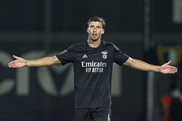 Mercado de fichajes: Manchester City contrata defensa, tres bombazos del Barcelona y Mbappé es noticia&nbsp;&nbsp;&nbsp;