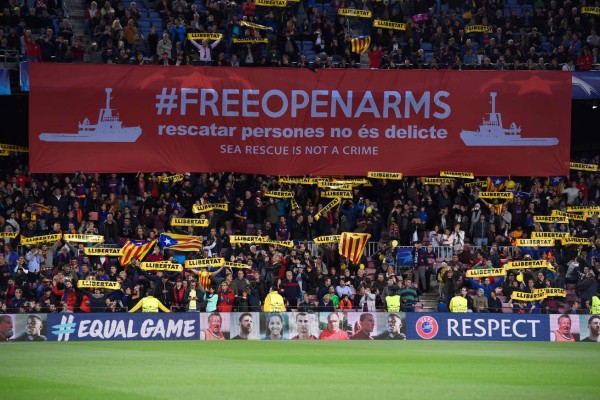 Lo que no se vio: El galardón a Messi y los pichingos del Barça en el Camp Nou