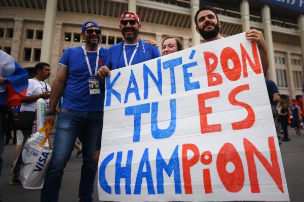 ¡AMBIENTAZO! Así se vive la previa de la final del Mundial Francia-Croacia