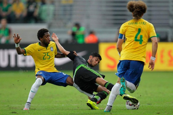 Brasil venció 2-0 a México en amistoso hacia la Copa América