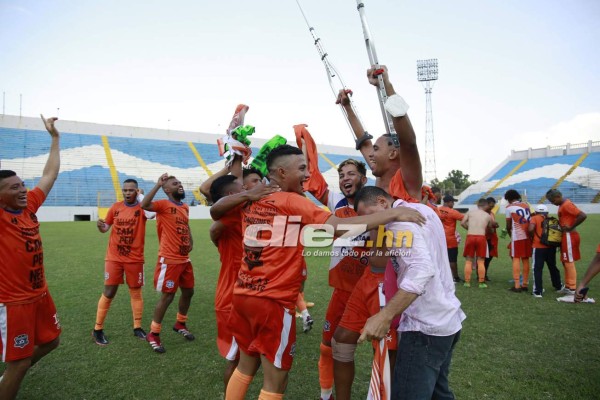 ¡Lágrimas de felicidad y pasillo! Las imágenes de la final donde Nacional aseguró su boleto a Liga de Ascenso