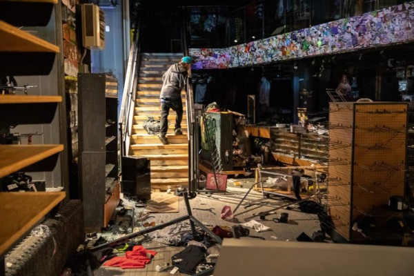 Locura en Estados Unidos: Los tremendos saqueos en Nueva York pese a la dura advertencia de Trump