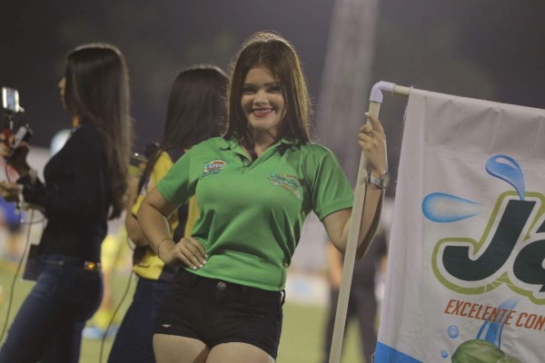 FOTOS: Las lindas chicas que eclipsaron en el juego Honduras-Real España