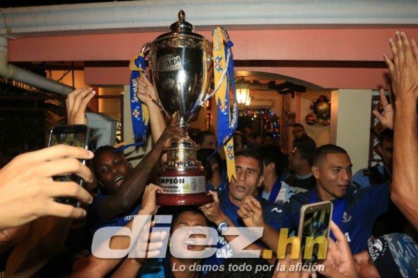 FOTOS: Motagua celebra por todo lo alto su Copa 14