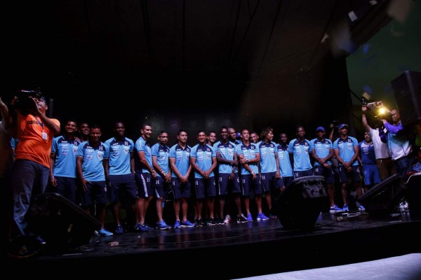 ¡Gran fiesta! Alberth Elis puso el ambiente en la 'H' FEST bailando punta