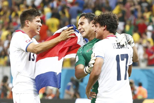 Costa Rica celebra con locura su pase histórico a cuartos de final