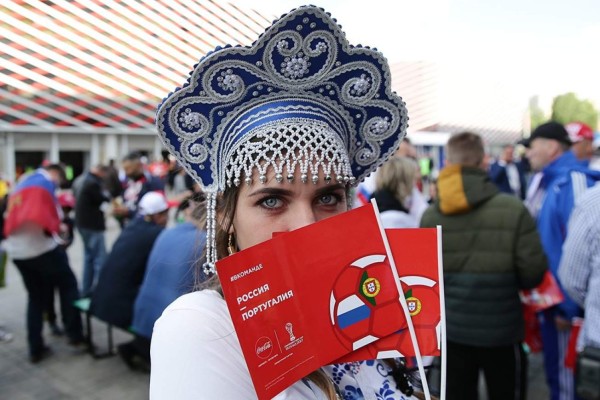 NO SE VIO EN TV: Le piden matrimonio a Cristiano en la Copa Confederaciones