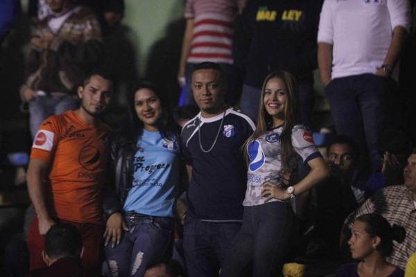 Así se vive el Día de San Valentín en la Liga Nacional de Honduras