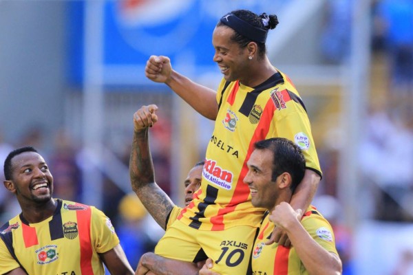 ¡Vendrá Thierry Henry!: Grandes estrellas del deporte mundial que han visitado Honduras