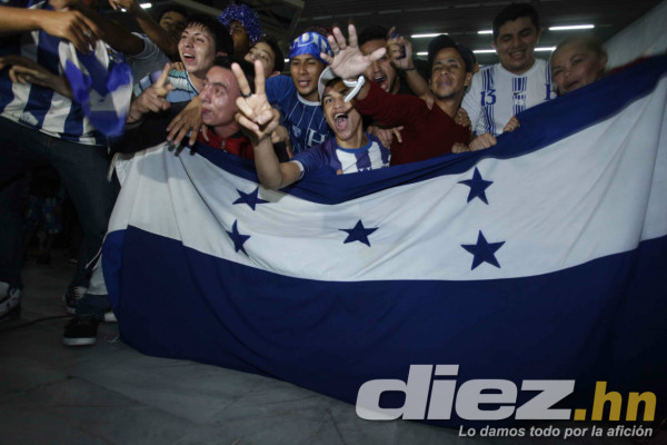 Espectacular recibimiento a la Selección de Honduras