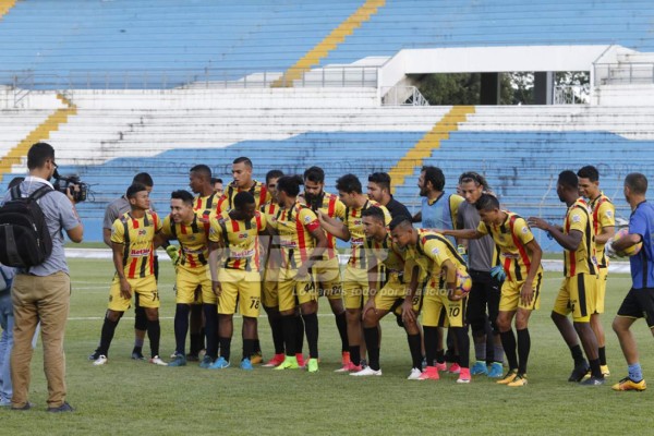 CURIOSAS: La incertidumbre en el Olímpico y la partida del Marathón