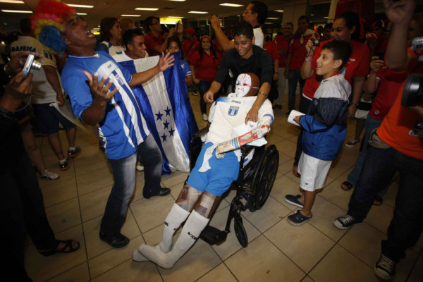 El color en Panamá tras la llegada de Honduras.