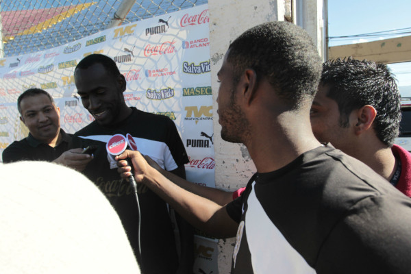 En Olimpia hay un buen ambiente previo a la Final