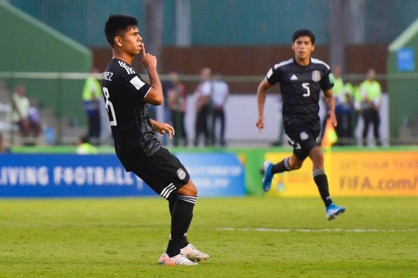 La locura de la selección Sub-17 de México tras clasificar a la final del Mundial de Brasil
