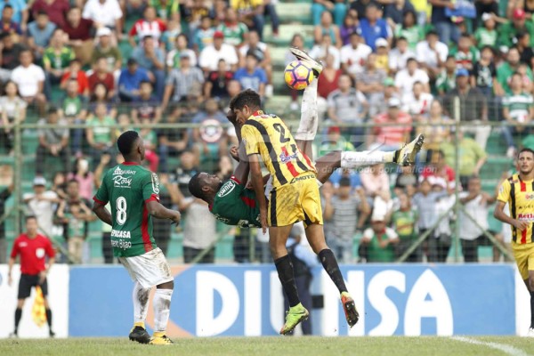 NO VISTE EN TV: ¿Para quién fue? El obsceno gesto de Costly y el reclamo de Claros