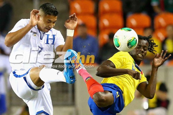 La entrevista de Emilio Izaguirre en 16 fotos
