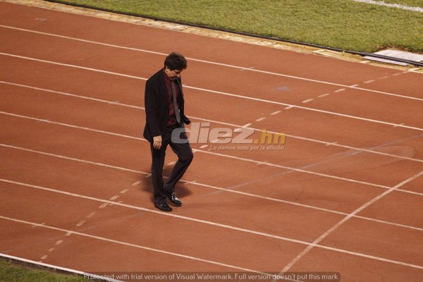 NO SE VIO EN TV: Tristeza, frustración y rabia en Marathón tras la goleada