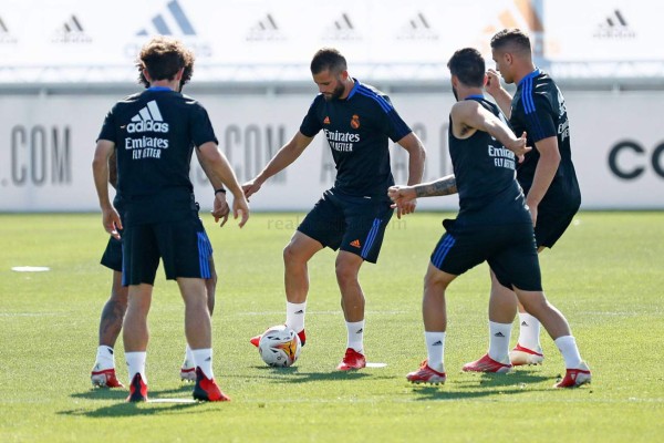 '¿Eres tú?': Hazard genera expectativa por su peso y los cracks que volvieron al nuevo entrenamiento del Real Madrid