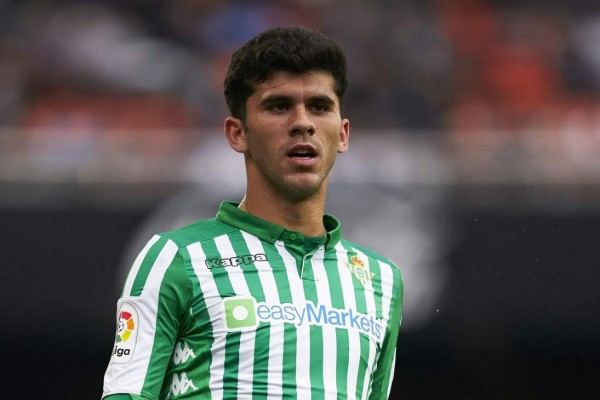 Revuelta en Barcelona: Despido de 'vacas sagradas', los cinco fichajes confirmados y dos técnicos que suenan