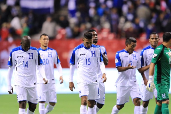 EN FOTOS: Noche para el olvido de Honduras en Vancouver