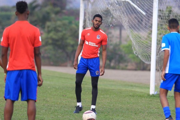 Los jugadores que se tambalean en el Olimpia con la llegada de Pedro Troglio
